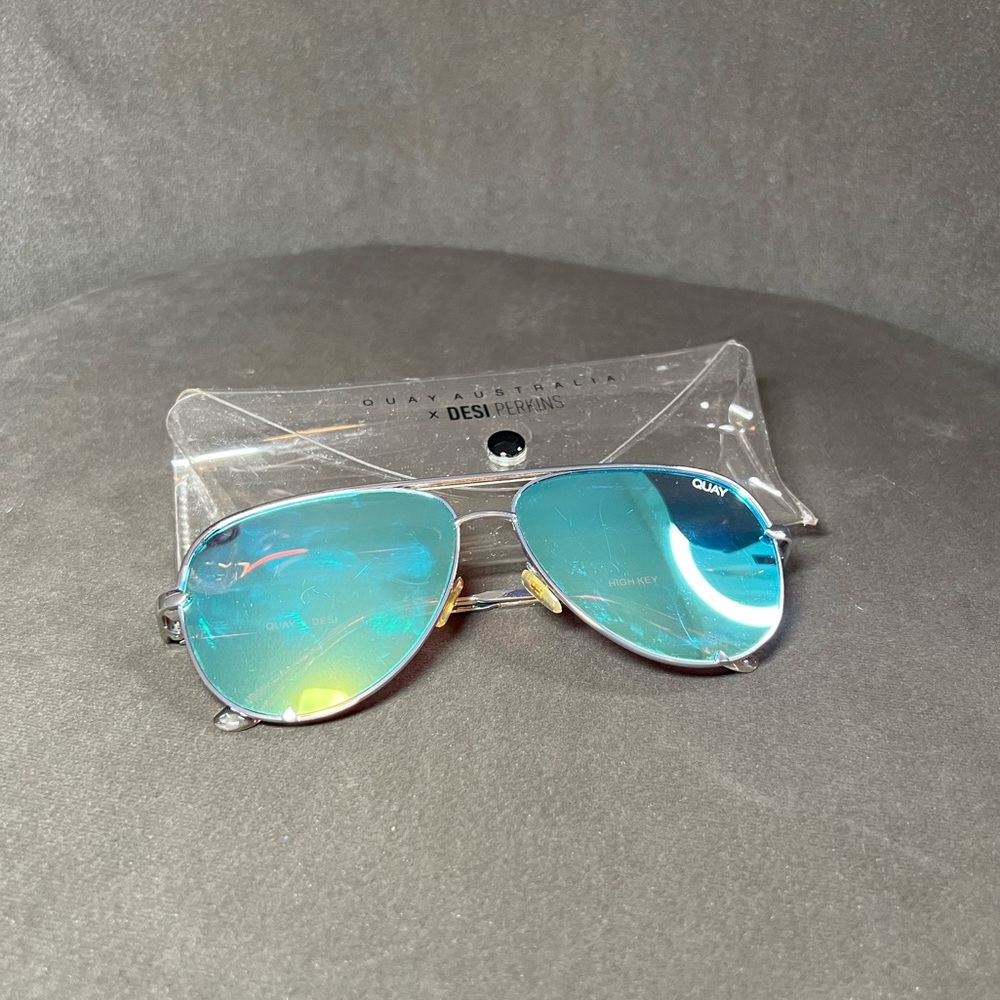 Quay x Desi Perkins High Key Sunglasses in Blue & Silver